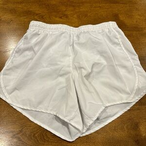 girls nike shorts size:large